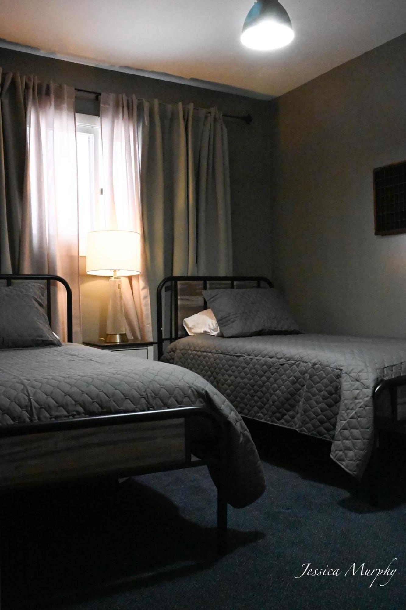The Springs Motel New Ashford Eksteriør bilde